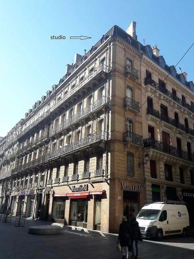 Studio Typique Toulousain Capitole Toulouse 0*,